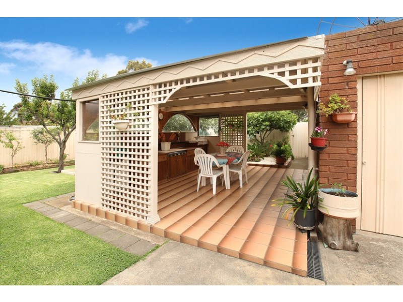 93 Churchill Avenue, Tullamarine VIC 3043