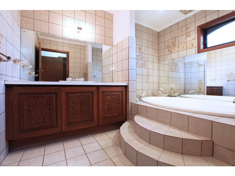 6 Stanton Court, Westmeadows VIC 3049