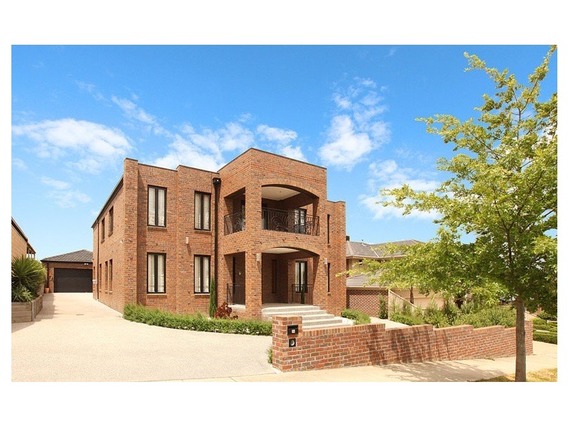 36 Fraserburgh Crescent, Greenvale VIC 3059