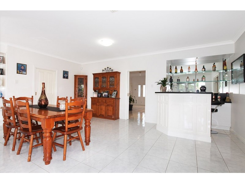 6 MacMillan Avenue, Greenvale VIC 3059