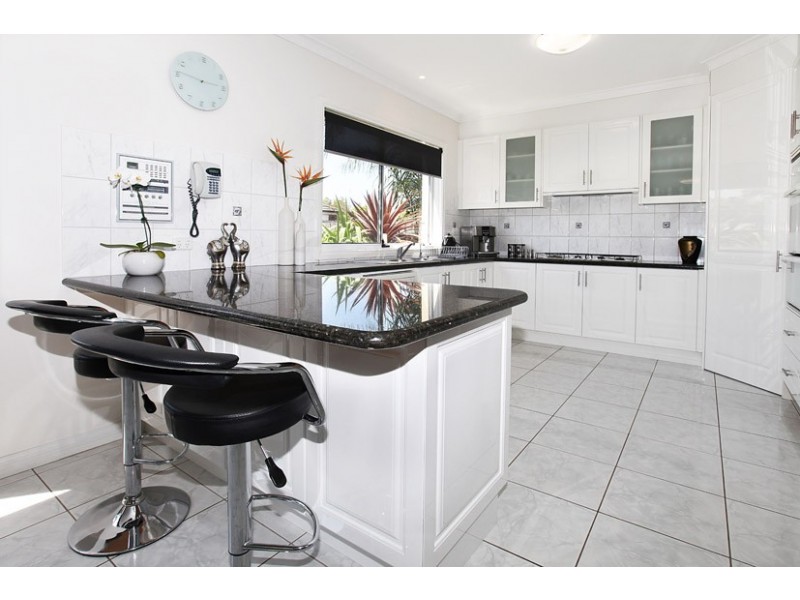 6 MacMillan Avenue, Greenvale VIC 3059