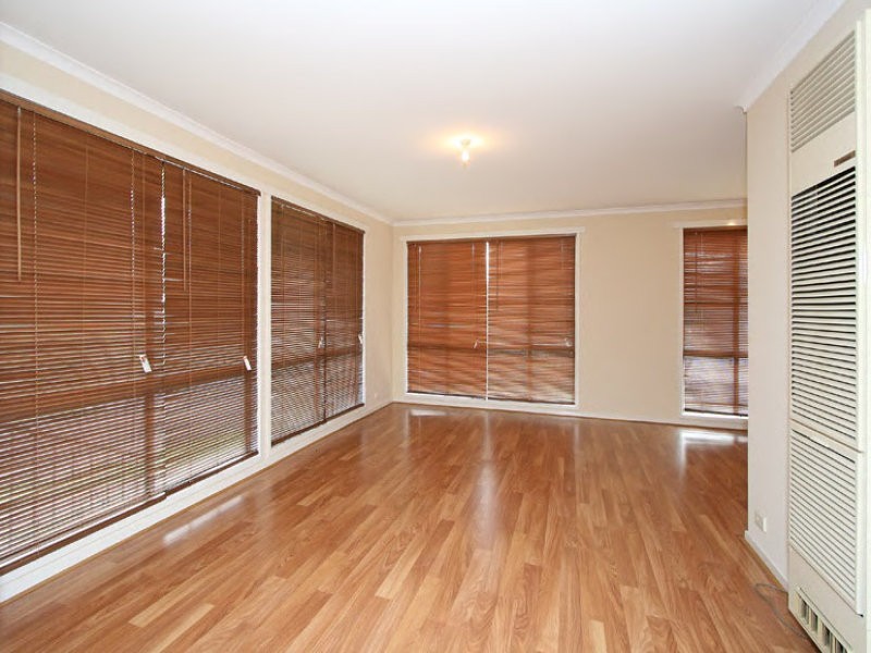 183 Erinbank Crescent, Attwood VIC 3049