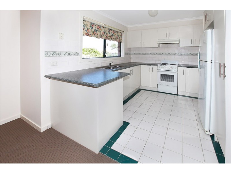 1C Grevillia Road, Oak Park VIC 3046