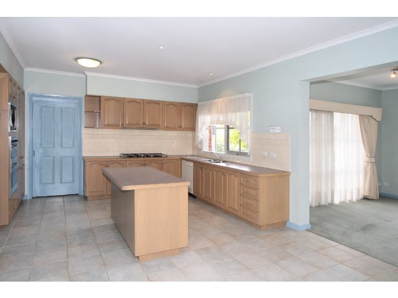 91 Normanby Drive, Greenvale VIC 3059
