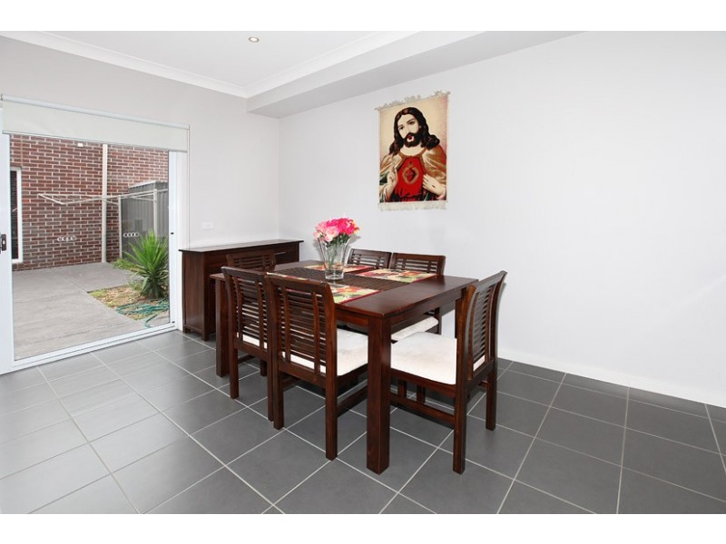 3/226 Windrock Avenue, Craigieburn VIC 3064