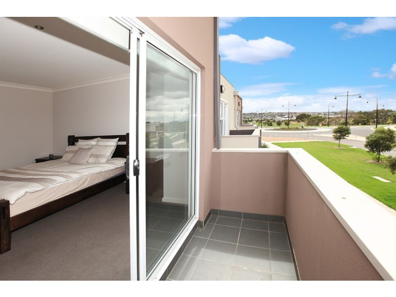 3/226 Windrock Avenue, Craigieburn VIC 3064