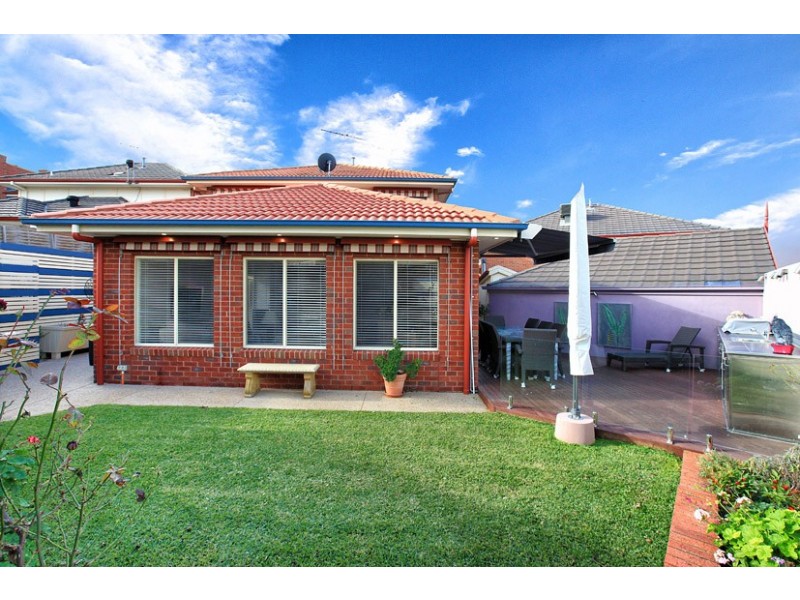 5 The Crest, Attwood VIC 3049