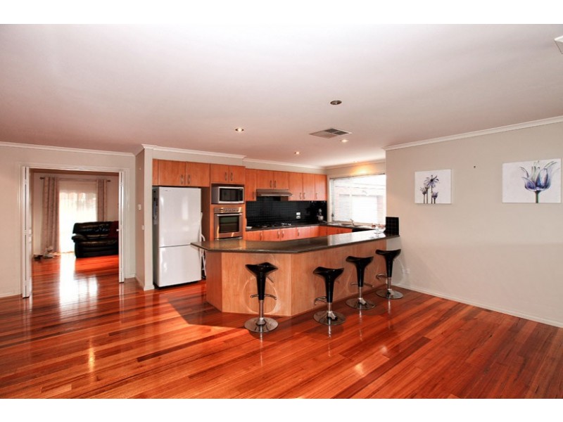 69 Dunfermline Avenue, Greenvale VIC 3059