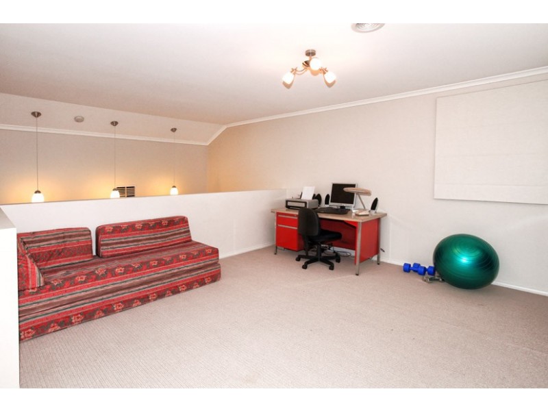 69 Dunfermline Avenue, Greenvale VIC 3059