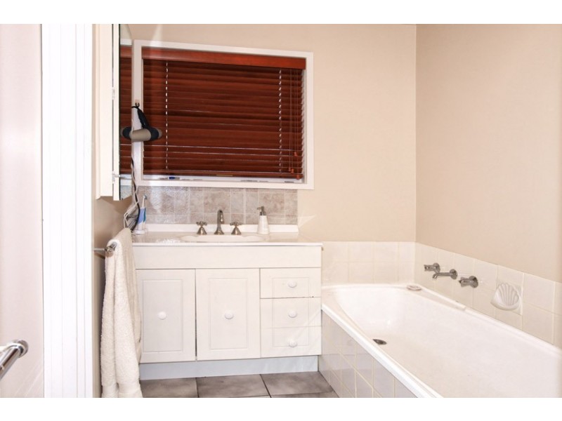 4 Walpa Court, Westmeadows VIC 3049