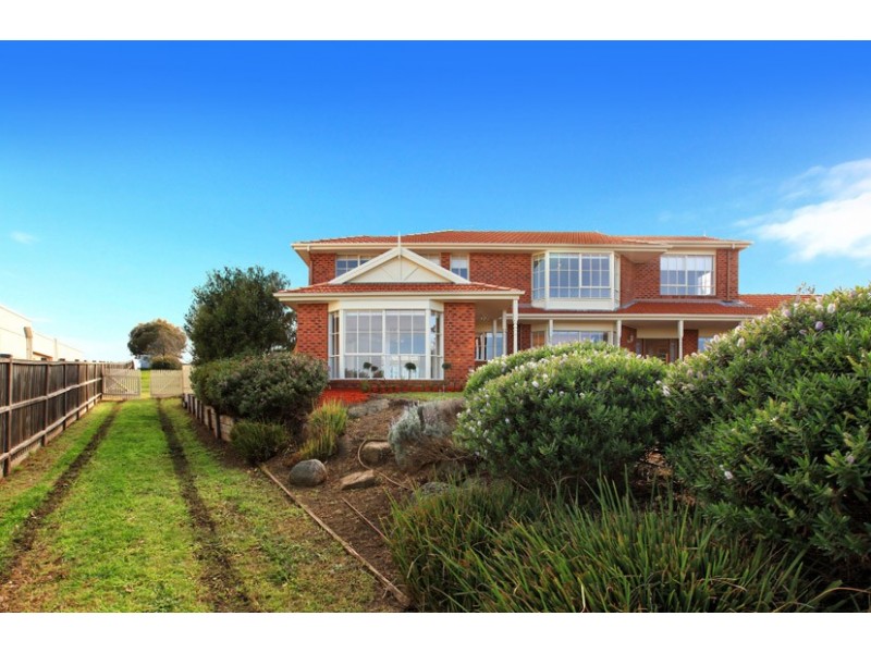 91 Normanby Drive, Greenvale VIC 3059