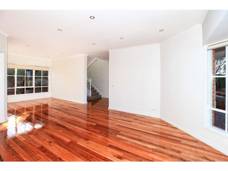 91 Normanby Drive, Greenvale VIC 3059