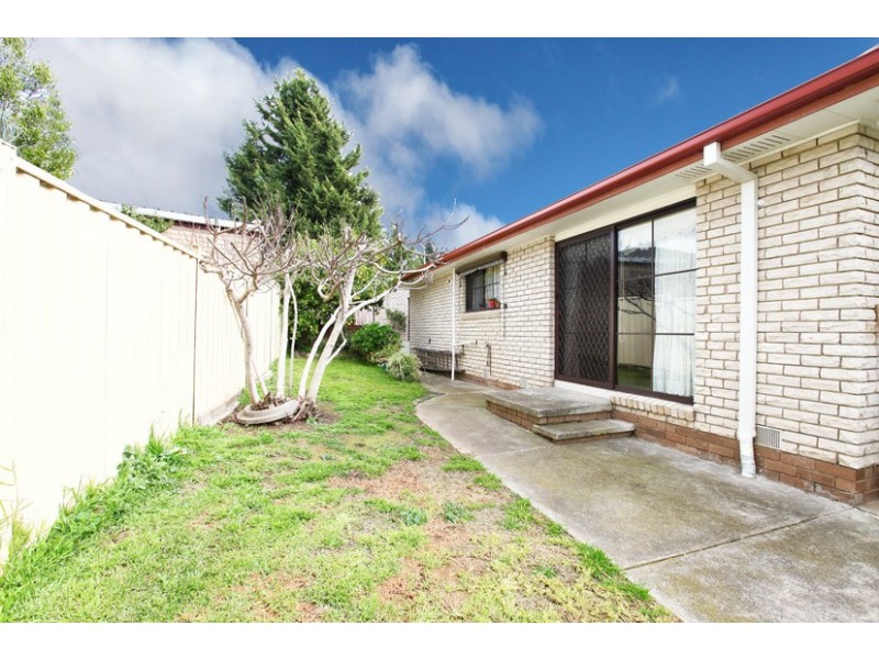 3 Bede Court, Gladstone Park VIC 3043