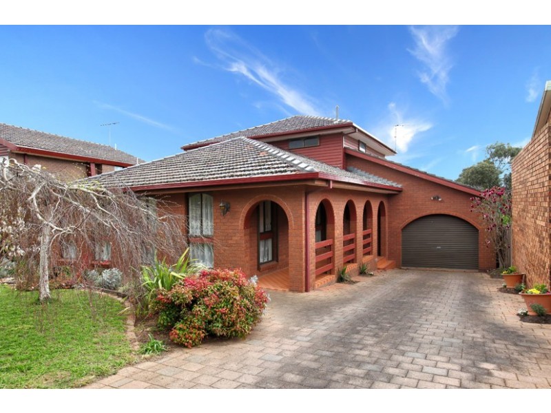 76 Bamford Avenue, Westmeadows VIC 3049