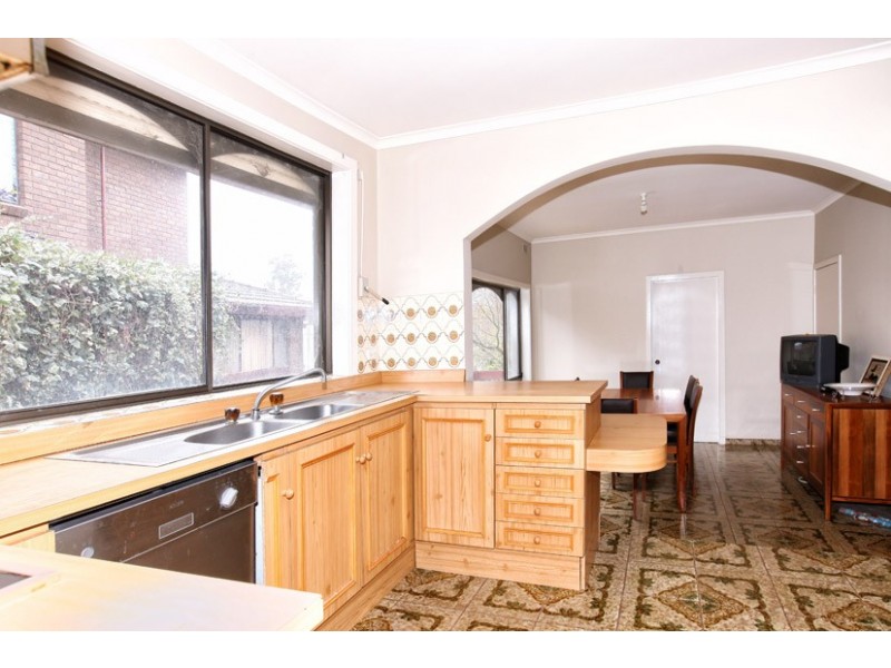 76 Bamford Avenue, Westmeadows VIC 3049