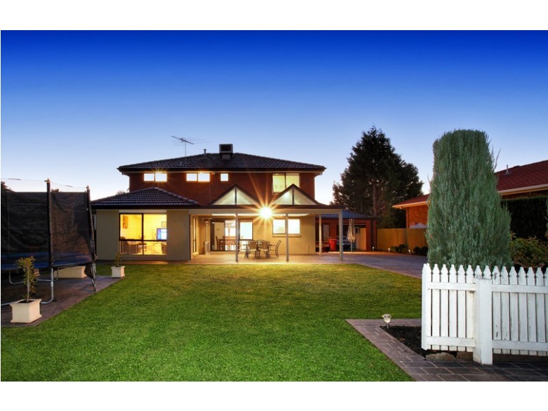 12 Kircaldy Court, Greenvale VIC 3059