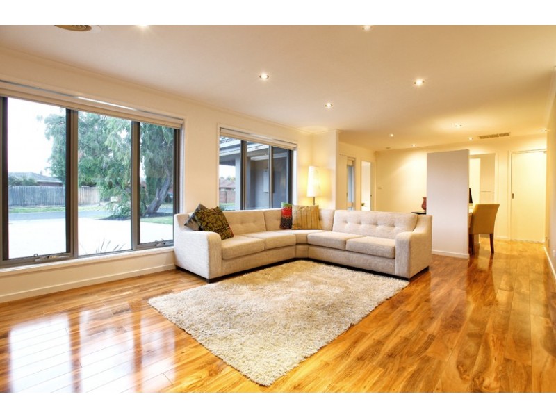 6 Hyton Close, Westmeadows VIC 3049