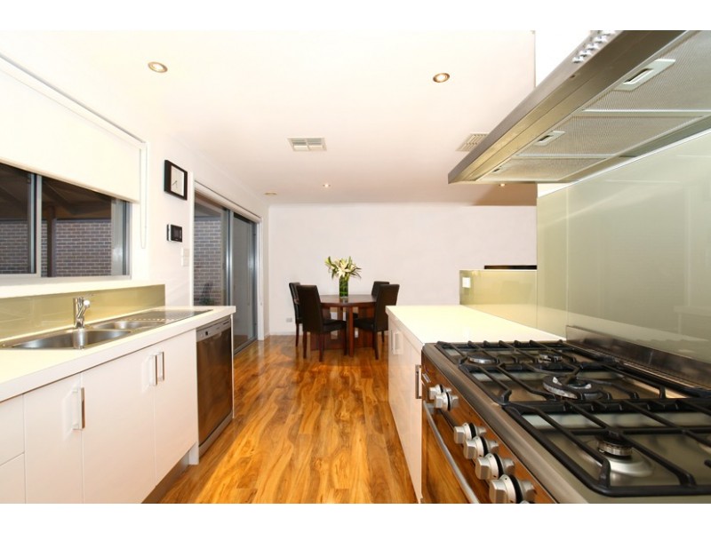 6 Hyton Close, Westmeadows VIC 3049