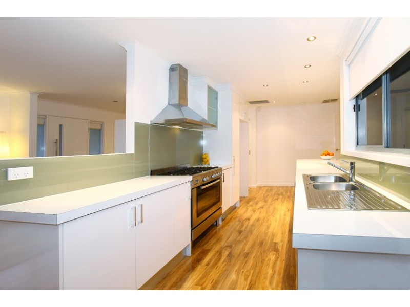 6 Hyton Close, Westmeadows VIC 3049