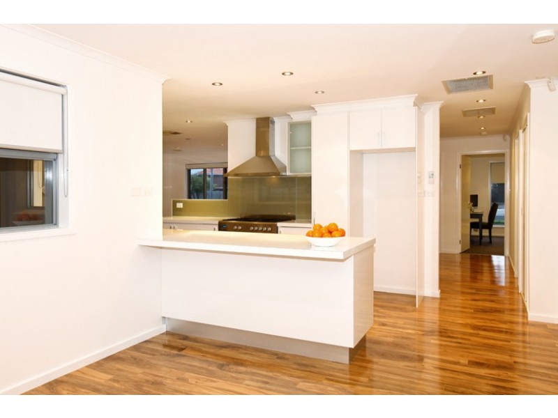 6 Hyton Close, Westmeadows VIC 3049