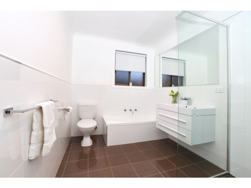 6 Hyton Close, Westmeadows VIC 3049