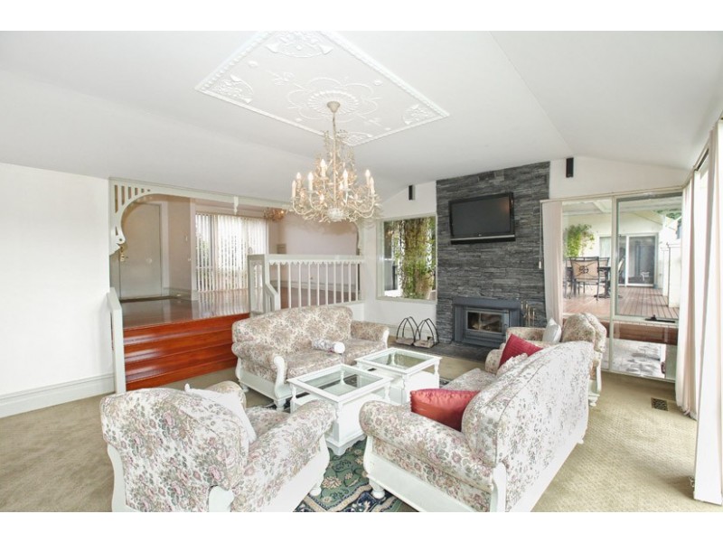 21 Bridlington Drive, Greenvale VIC 3059