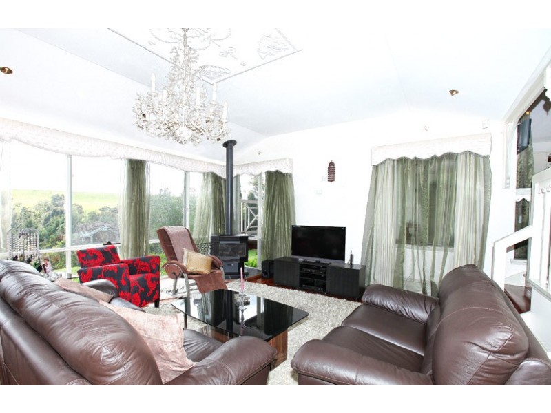 21 Bridlington Drive, Greenvale VIC 3059