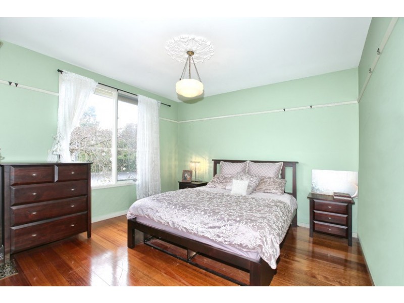 21 Bridlington Drive, Greenvale VIC 3059