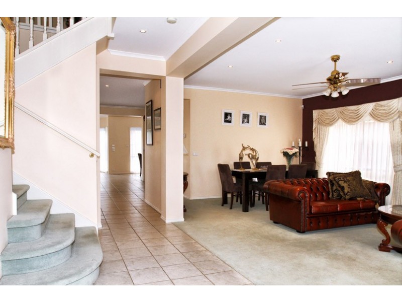 4 Glenmore Place, Greenvale VIC 3059