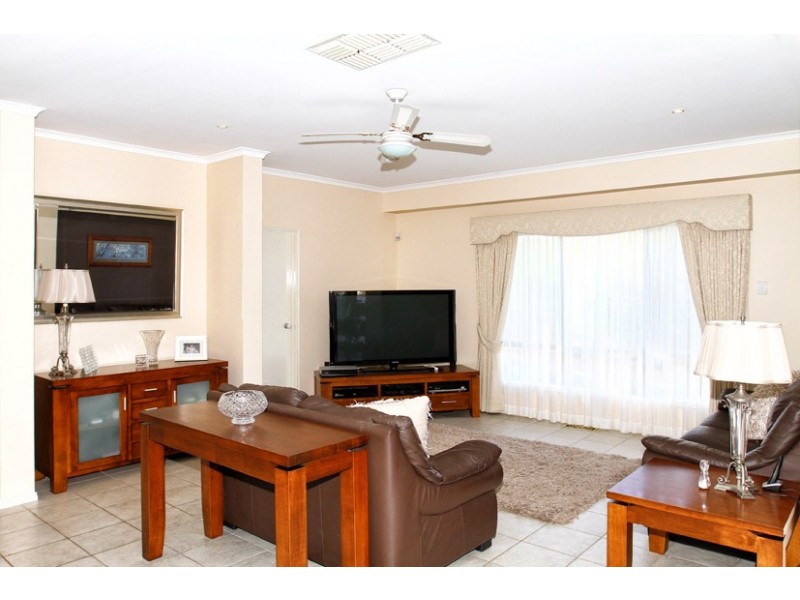 4 Glenmore Place, Greenvale VIC 3059