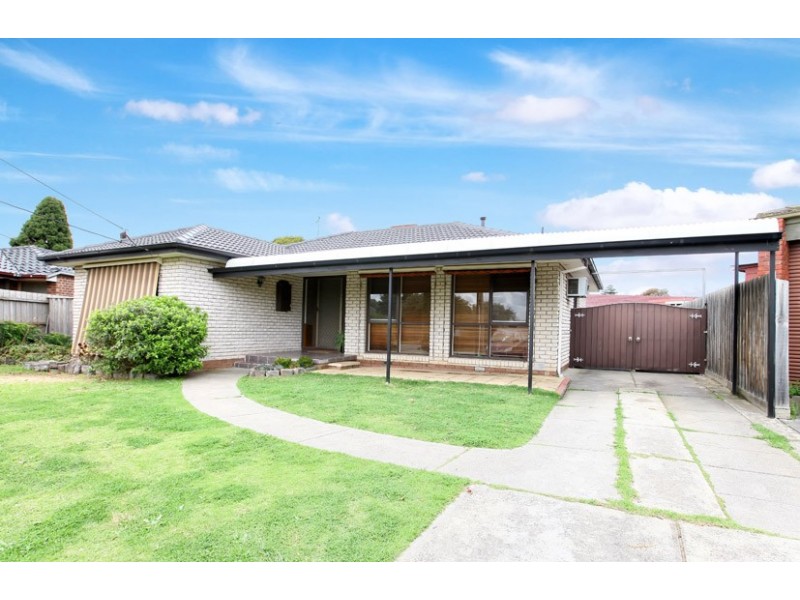 10 Trollaby Close, Gladstone Park VIC 3043