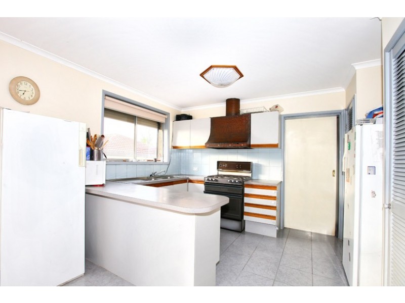 269 Carrick Drive, Gladstone Park VIC 3043