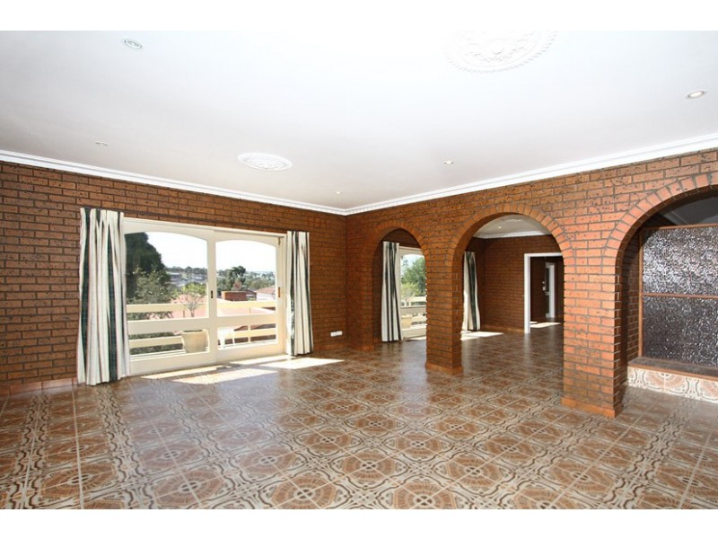 64 Bamford Avenue, Westmeadows VIC 3049