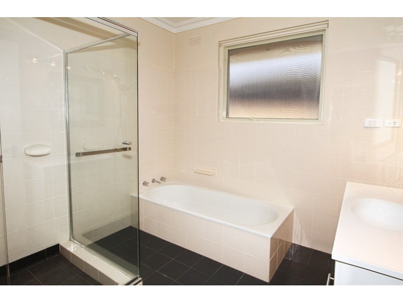 64 Bamford Avenue, Westmeadows VIC 3049