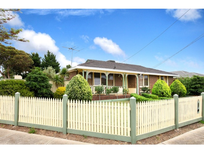 5 Koonalda Road, Gladstone Park VIC 3043