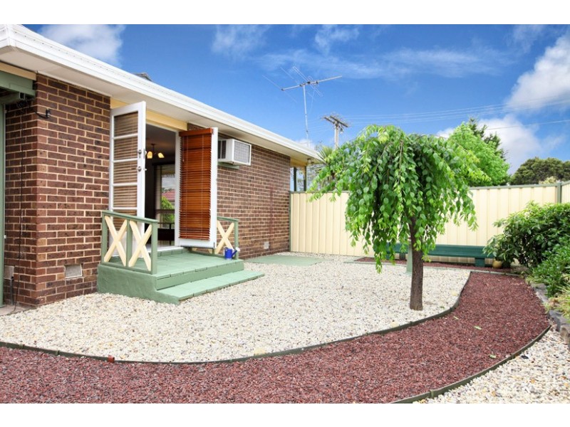 5 Koonalda Road, Gladstone Park VIC 3043