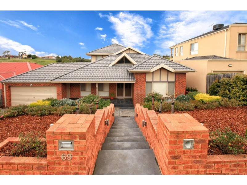 69 Dunfermline Avenue, Greenvale VIC 3059