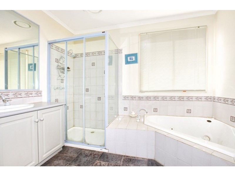 31 Piccadilly Court, Greenvale VIC 3059