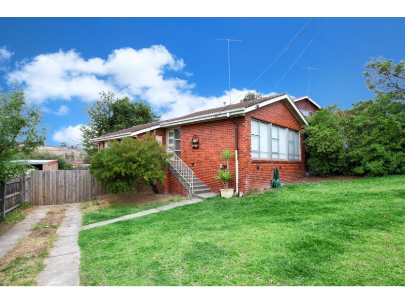 22 Rosebud Crescent, Broadmeadows VIC 3047