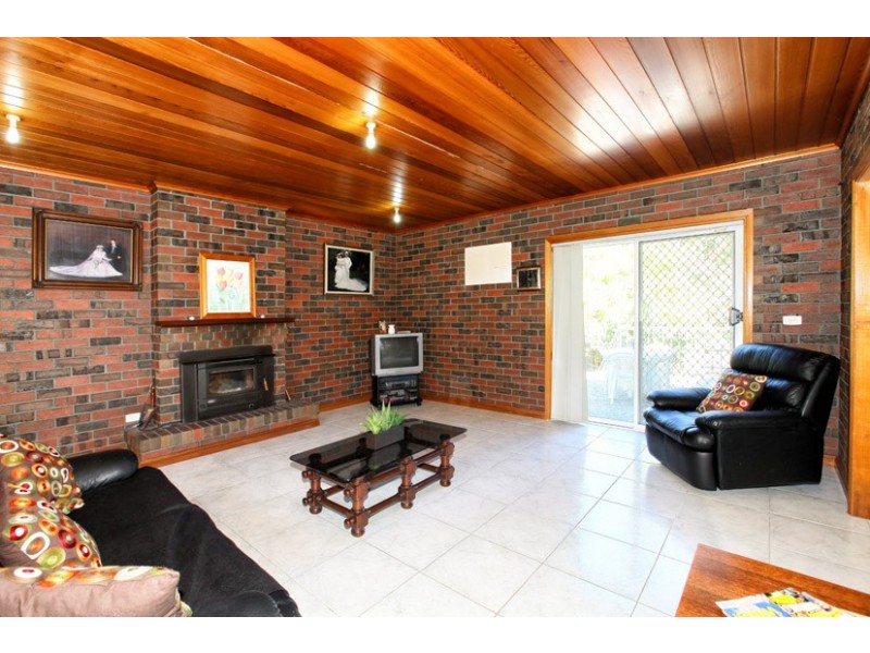 9 Berwick Place, Greenvale VIC 3059