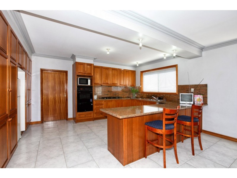 9 Berwick Place, Greenvale VIC 3059