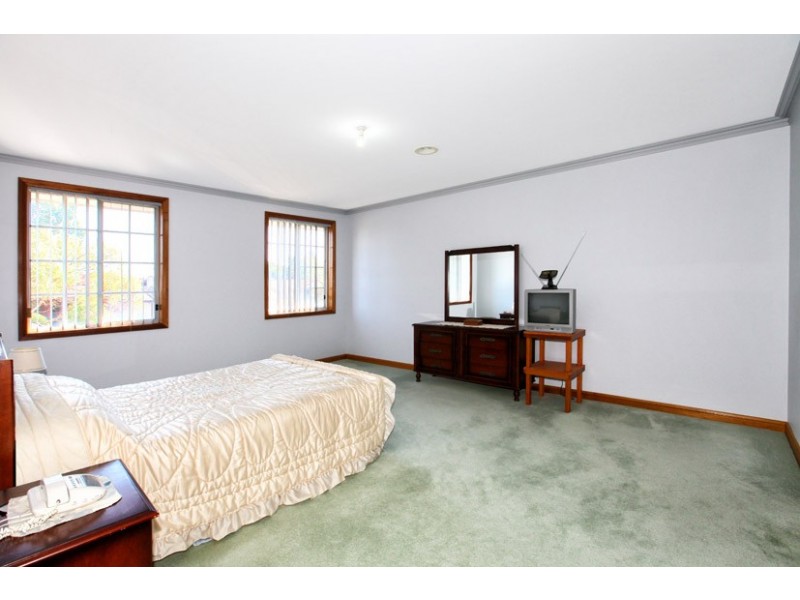 9 Berwick Place, Greenvale VIC 3059