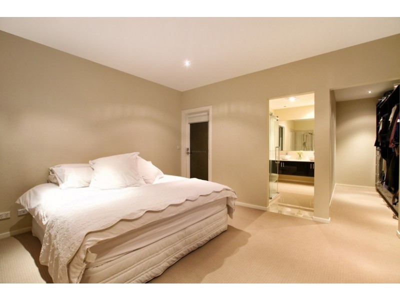 4 Hyton Close, Westmeadows VIC 3049