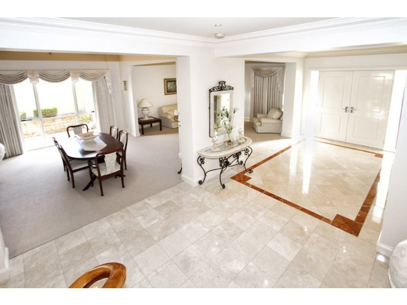 9 Linlithgow Way, Greenvale VIC 3059