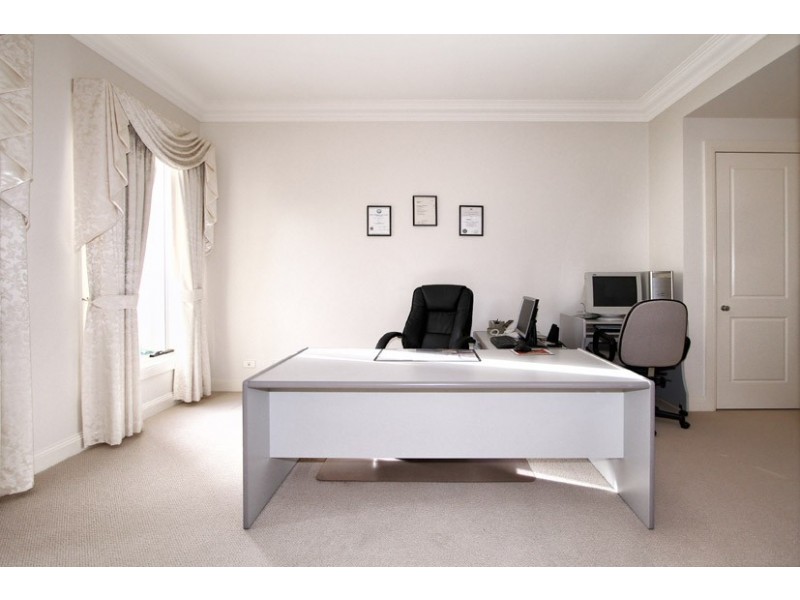 9 Linlithgow Way, Greenvale VIC 3059