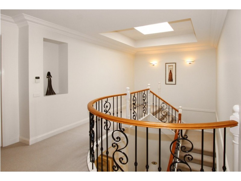 9 Linlithgow Way, Greenvale VIC 3059