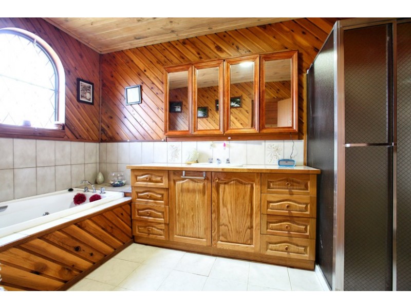 24 Campbell Street, Westmeadows VIC 3049