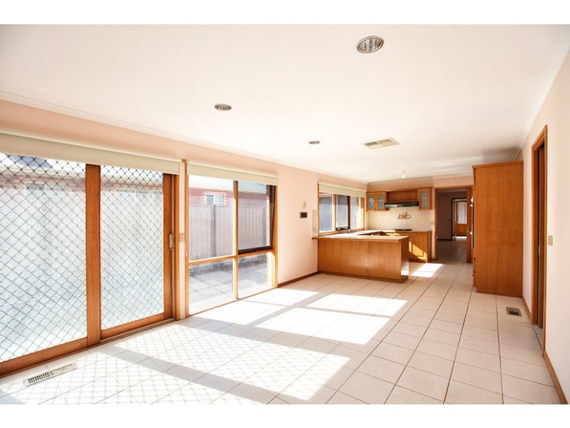 1/158 Greenvale Drive, Greenvale VIC 3059