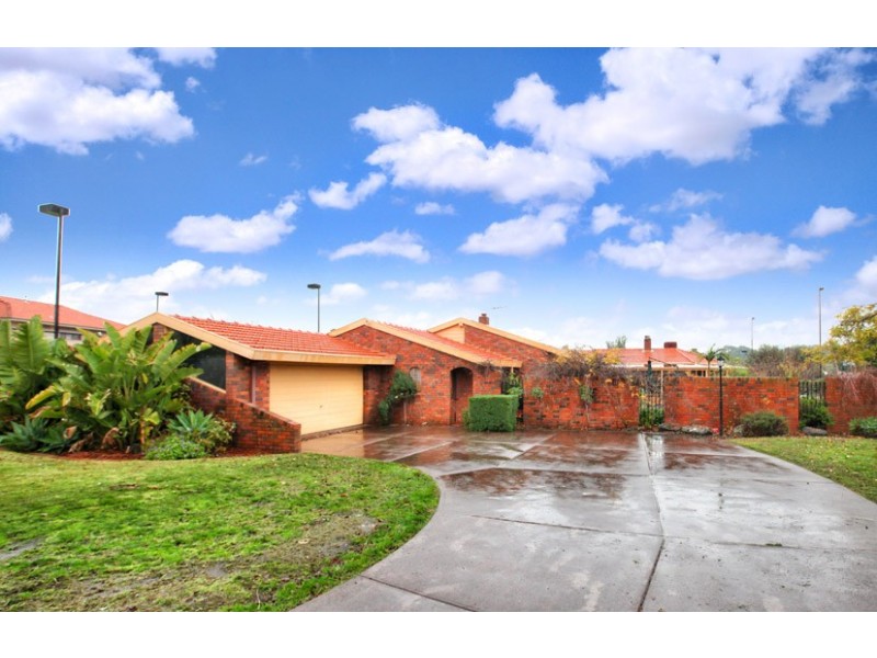 7 Elphinstone Boulevard, Greenvale VIC 3059