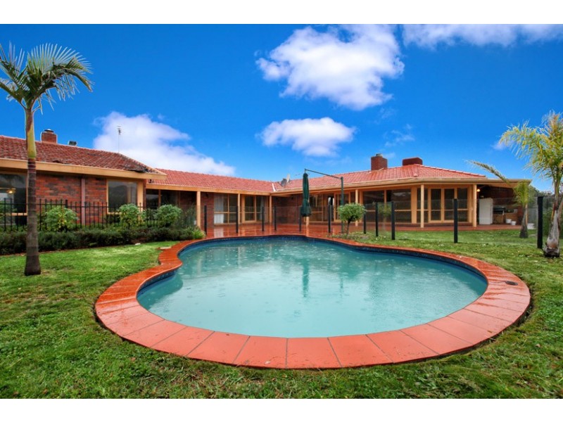 7 Elphinstone Boulevard, Greenvale VIC 3059